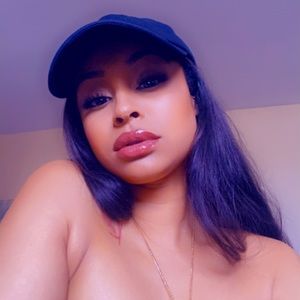 Meet your Posher, Nikita